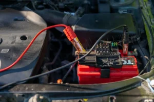 Batterie start-stop qui se décharge : 5 signes à ne pas ignorer