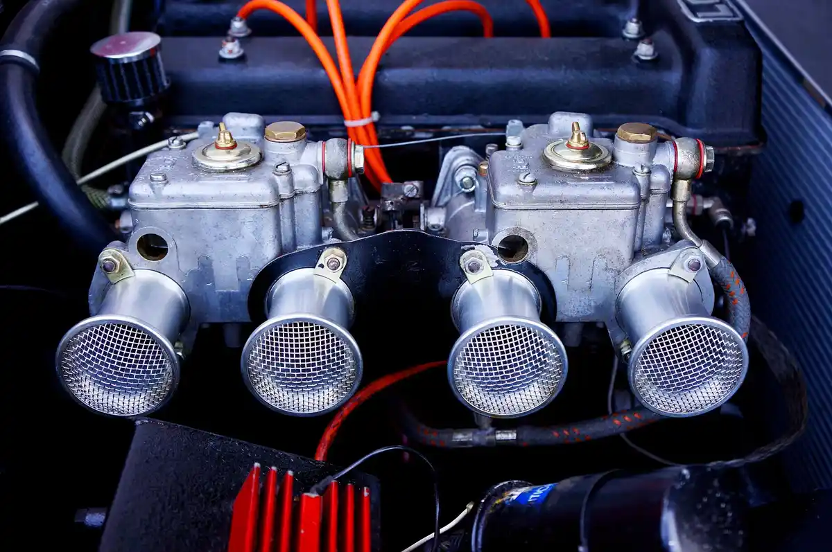 carburateur qui noie en illustration