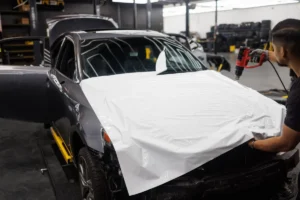 Covering ou peinture : 2 solutions pour transformer votre voiture sans vous ruiner