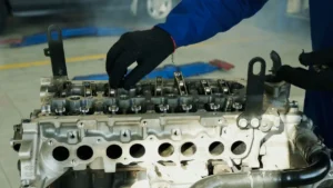 Mise à jour calculateur moteur : quand et pourquoi la faire ?